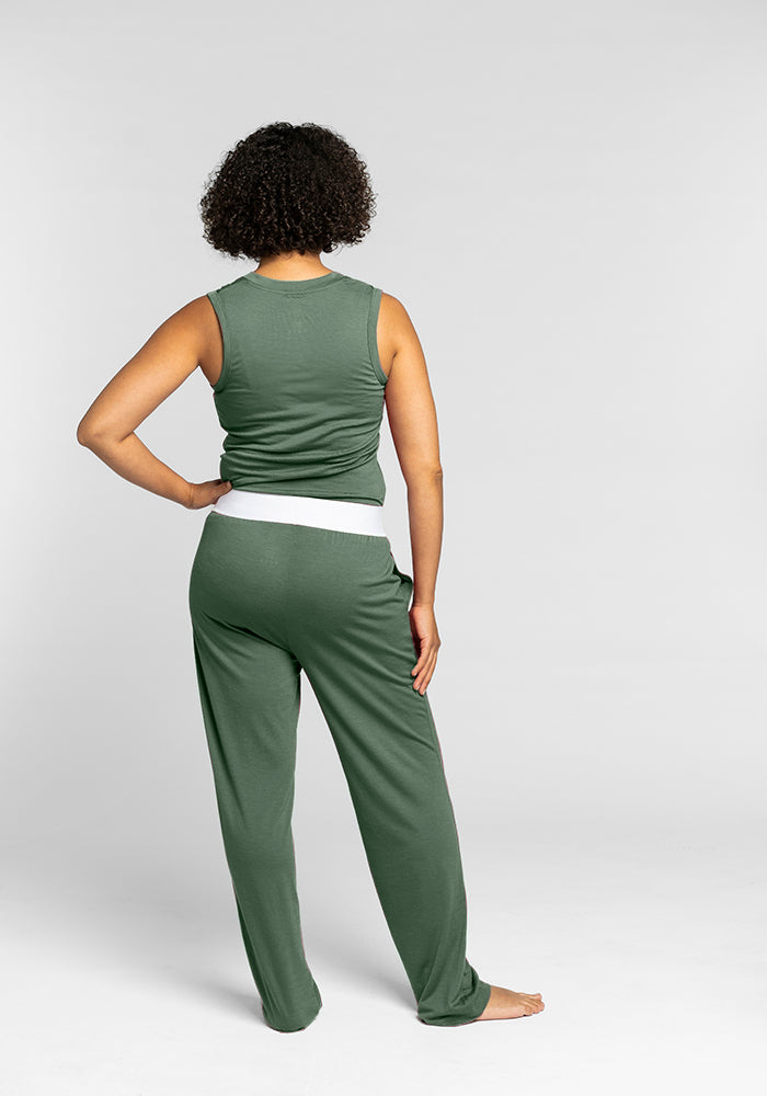 Model wearing Maya pants - Duck Green